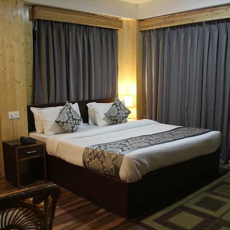 Bluben Alpine Hotel Pelling Bagian luar foto