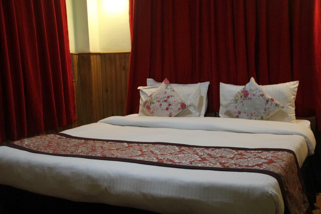 Bluben Alpine Hotel Pelling Bagian luar foto