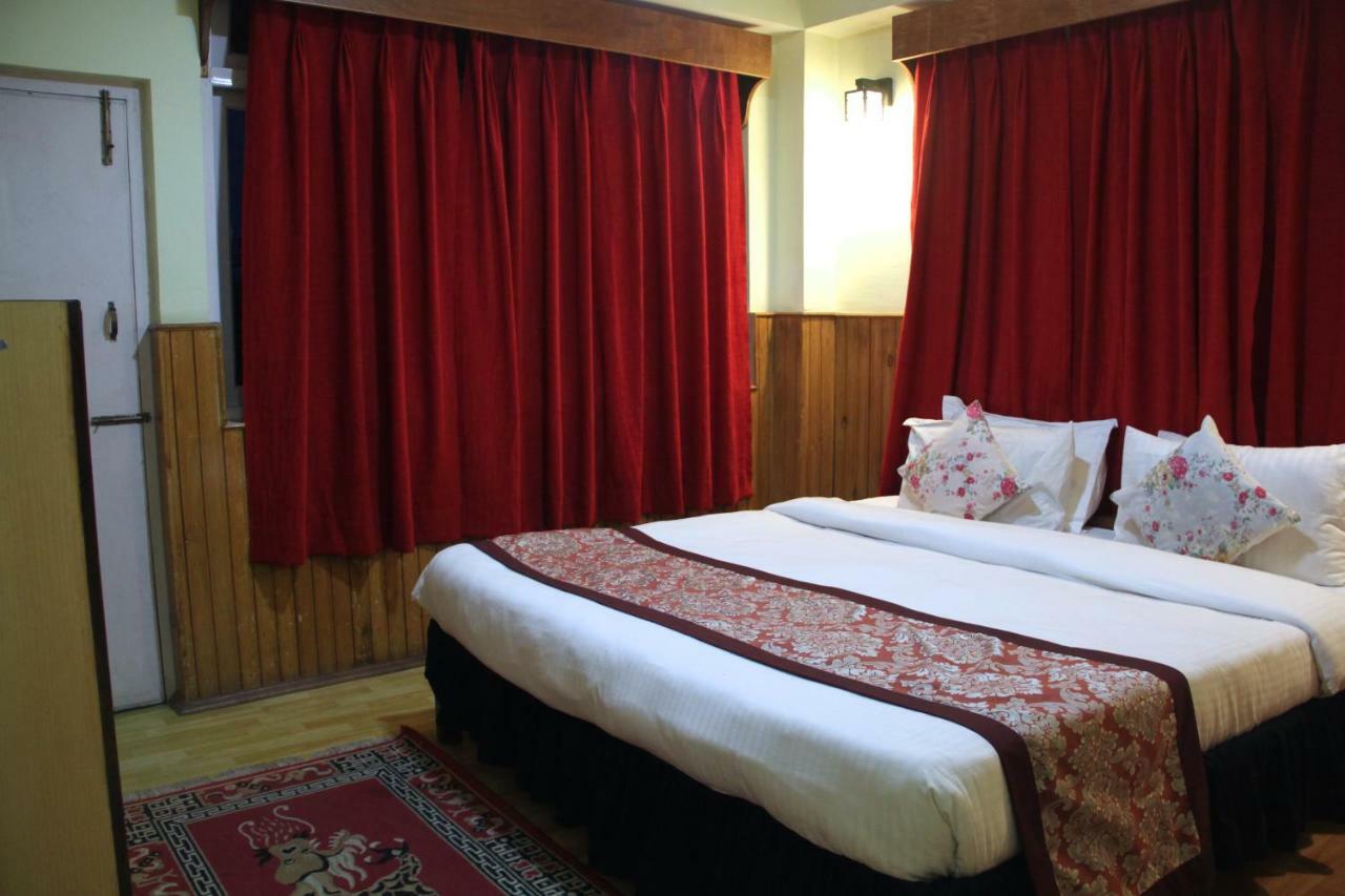 Bluben Alpine Hotel Pelling Bagian luar foto