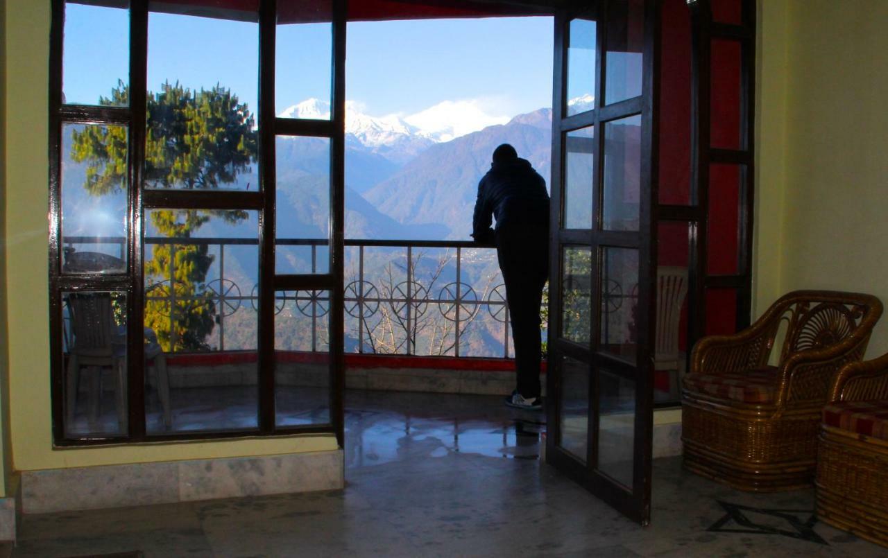 Bluben Alpine Hotel Pelling Bagian luar foto